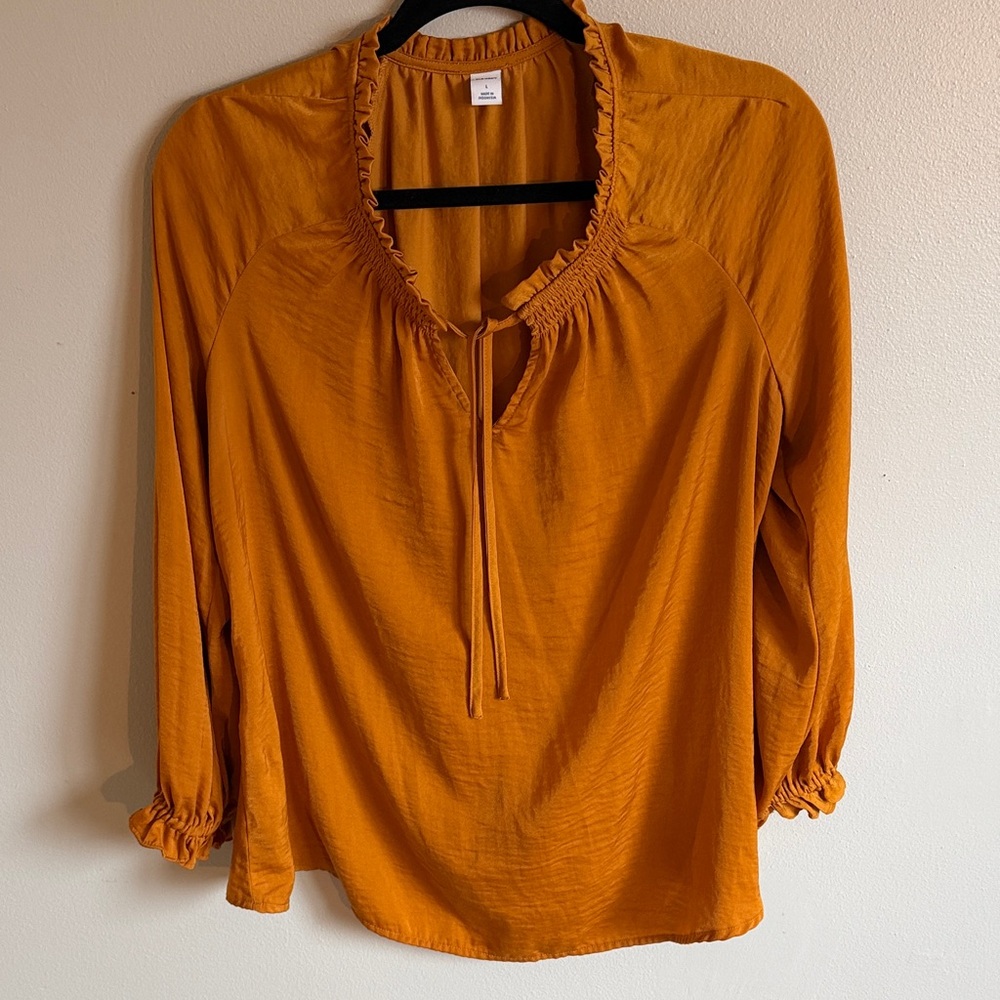 Women's Old Navy Silky Burnt Orange Ruffle Blouse Size L